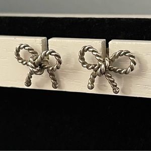Tiffany Bow Tie Sterling Silver Stud earrings